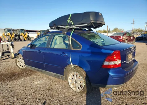 2006 Volvo S40 T5 z USA, uszkodzony, nr VIN YV1MS682562187506